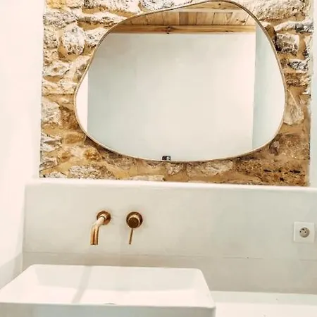 Dans Un Domaine - La Gloire De Mon Pere - Uzes - 4 Personnes Apartment *