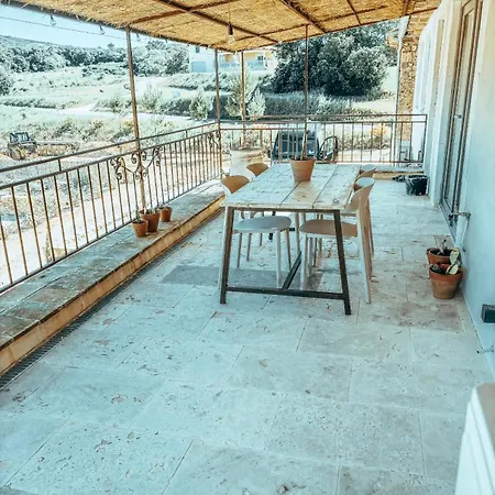 Dans Un Domaine - La Gloire De Mon Père - Uzès - 4 Personnes *